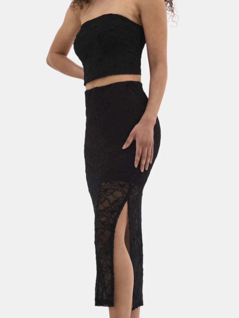 🔴 Black Lace Tube Top & Maxi Skirt Set